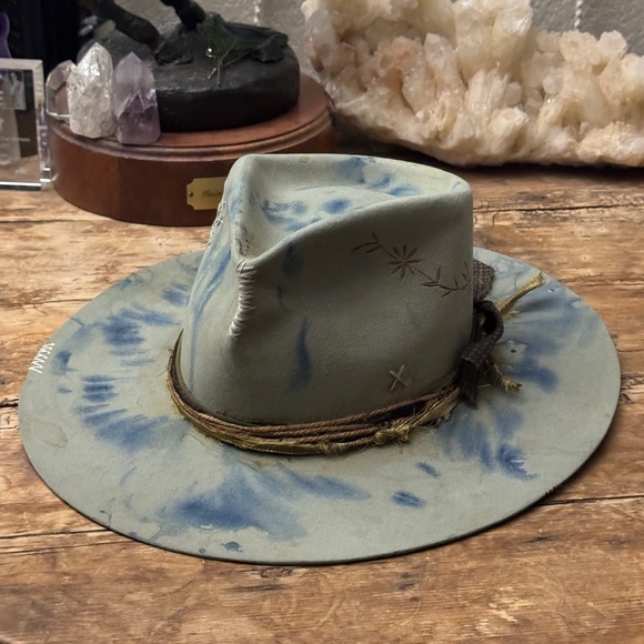 Teressa Foglia Accessories - New Teressa Foglia tie-dye 100x Beaver Felt Flat Hat  7 56 Kemosabe Nick Fouquet